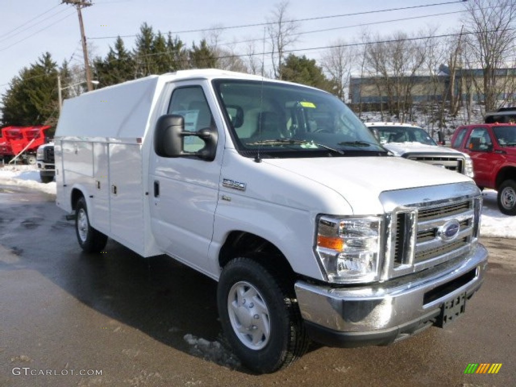 Oxford White 2014 Ford E-Series Van E350 Cutaway Commercial Exterior Photo #89008497