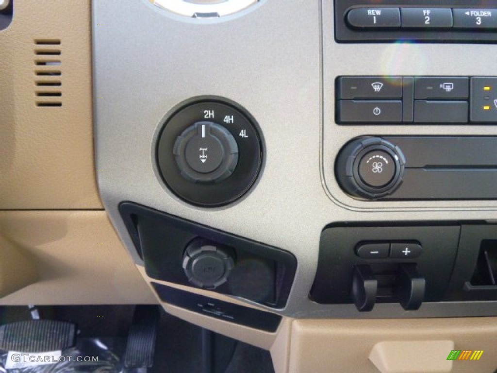 2014 F350 Super Duty XLT SuperCab 4x4 - Kodiak Brown Metallic / Adobe photo #17