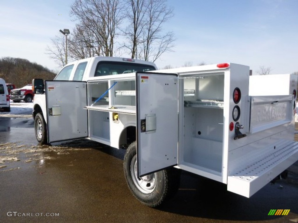 2014 F350 Super Duty XL SuperCab 4x4 - Oxford White / Steel photo #11
