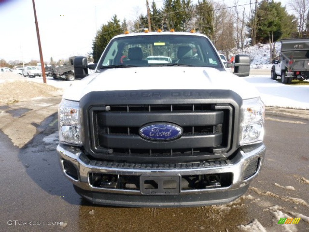 2014 F350 Super Duty XL Regular Cab 4x4 - Oxford White / Steel photo #3