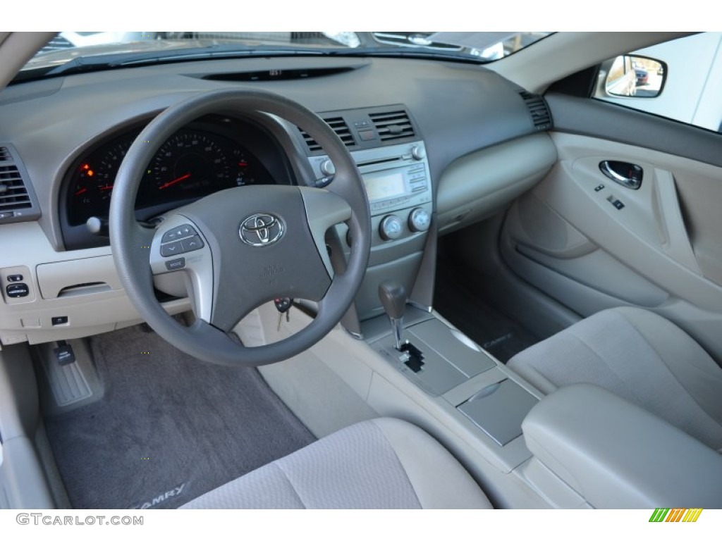 Bisque Interior 2011 Toyota Camry LE Photo #89015232