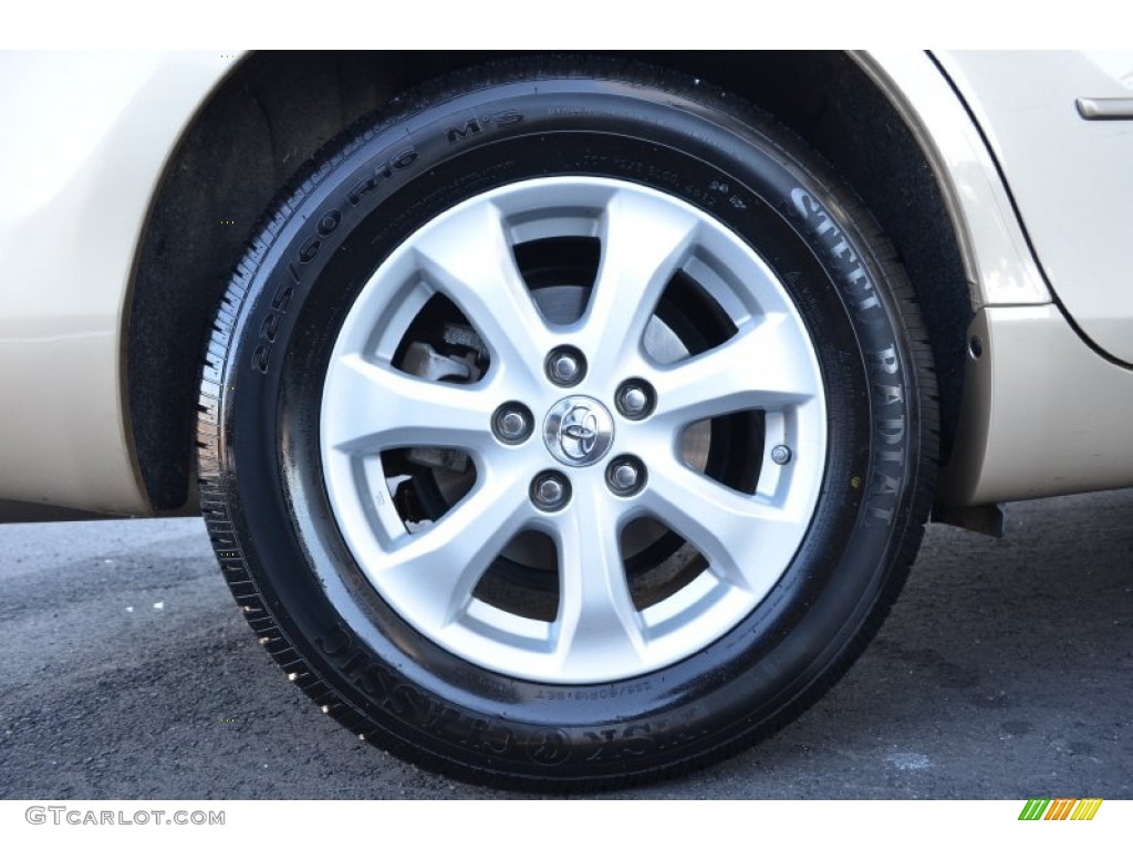 2011 Toyota Camry LE Wheel Photo #89015388