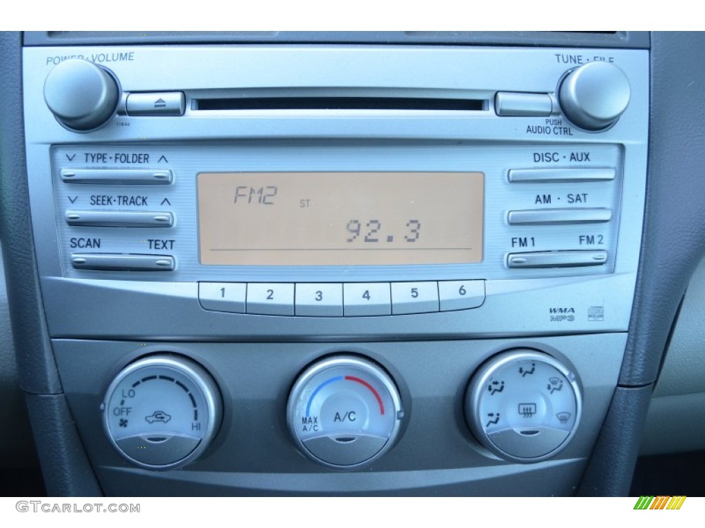 2011 Toyota Camry LE Audio System Photos