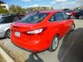 Race Red - Focus SEL Sedan Photo No. 4