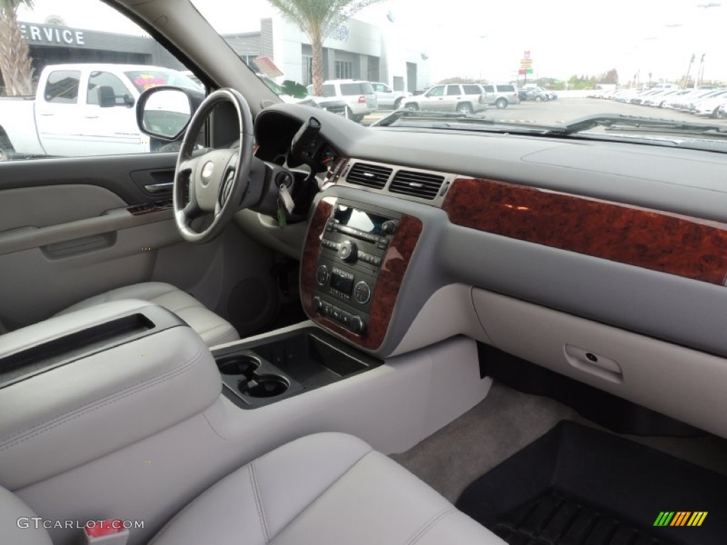 2010 Silverado 1500 LTZ Crew Cab - Taupe Gray Metallic / Light Titanium/Dark Titanium photo #7