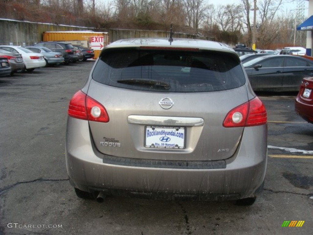 2011 Rogue S AWD - Platinum Graphite / Black photo #5
