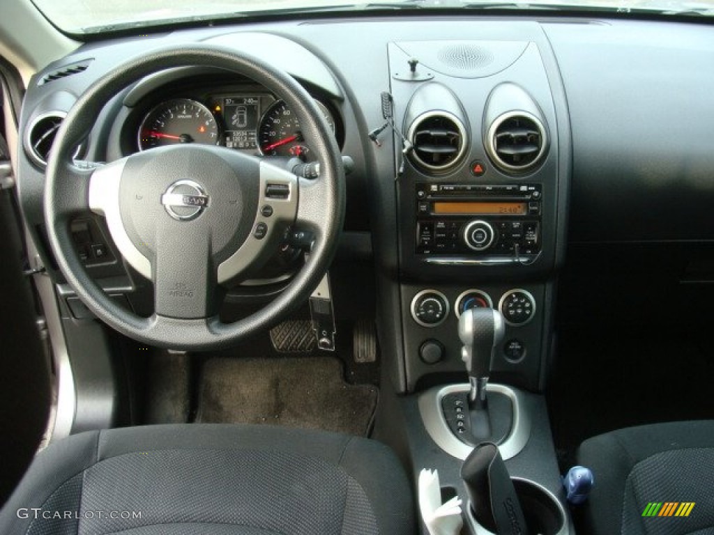 2011 Rogue S AWD - Platinum Graphite / Black photo #11