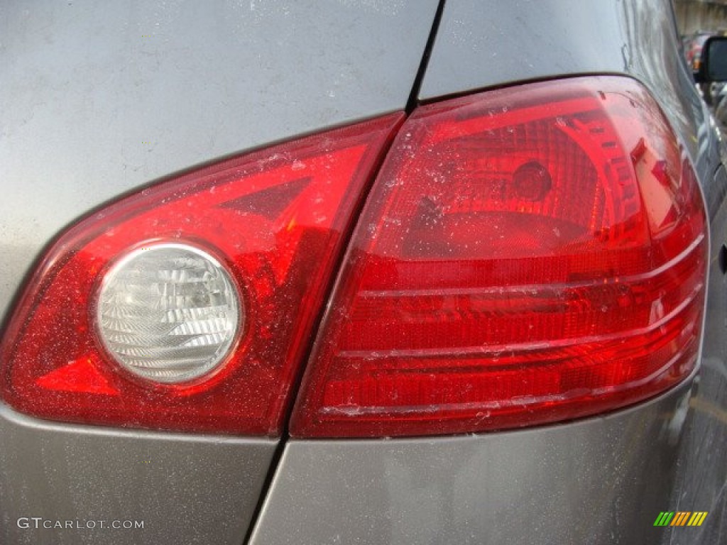 2011 Rogue S AWD - Platinum Graphite / Black photo #20