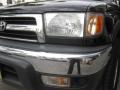 Black - 4Runner SR5 Photo No. 23