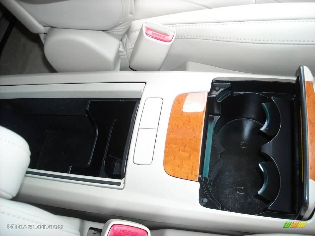 2005 RX 330 - Crystal White / Light Gray photo #12