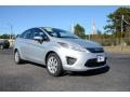 Ingot Silver Metallic - Fiesta SE Sedan Photo No. 3