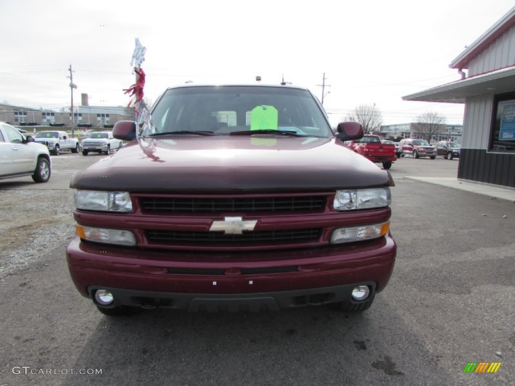 2004 Suburban 1500 Z71 4x4 - Sport Red Metallic / Tan/Neutral photo #3