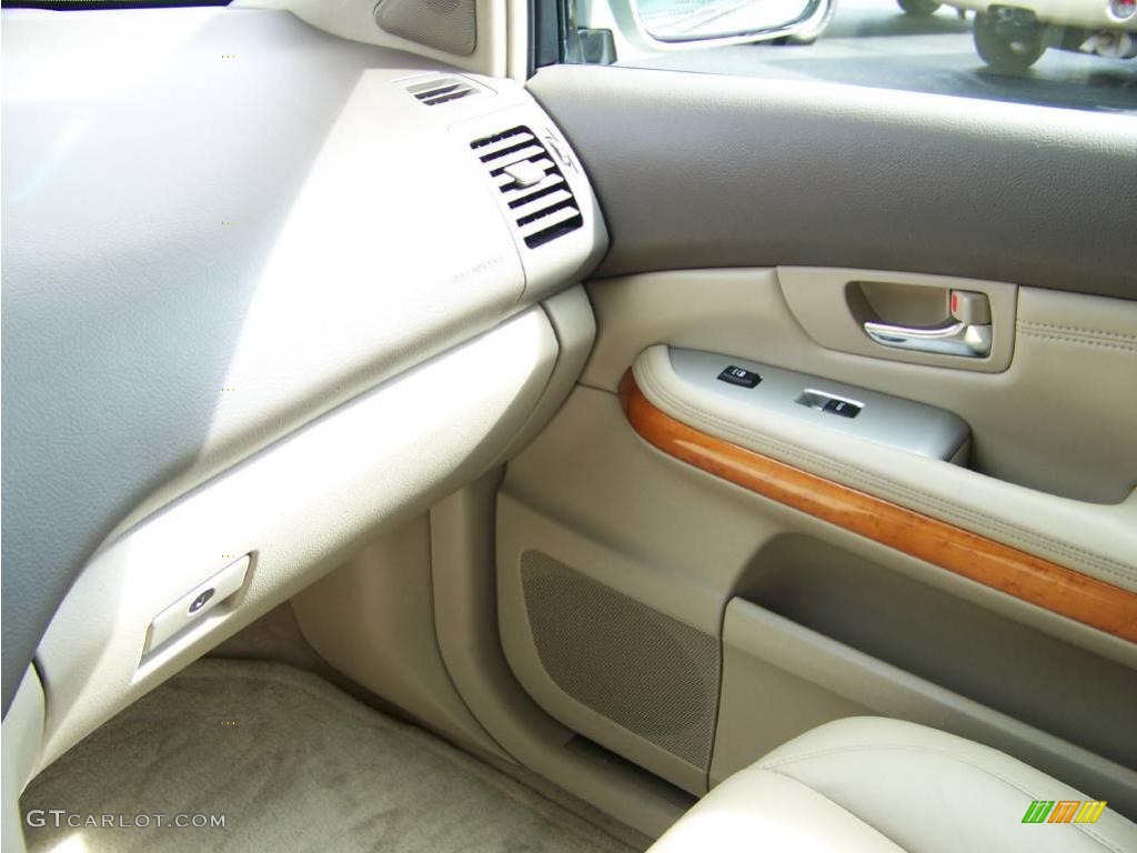 2005 RX 330 AWD - Bamboo Pearl / Ivory photo #23