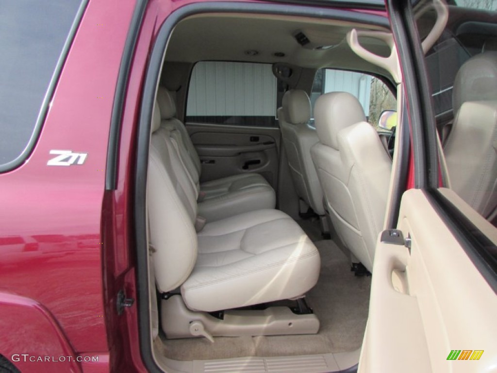 2004 Suburban 1500 Z71 4x4 - Sport Red Metallic / Tan/Neutral photo #16