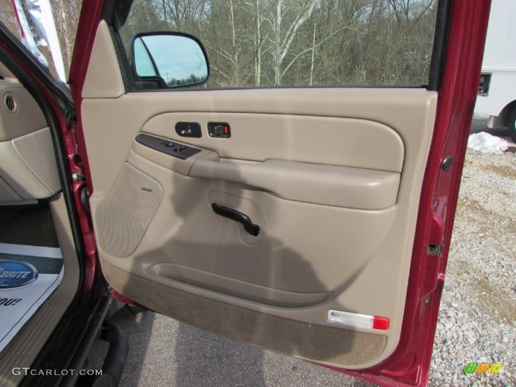 2004 Suburban 1500 Z71 4x4 - Sport Red Metallic / Tan/Neutral photo #21