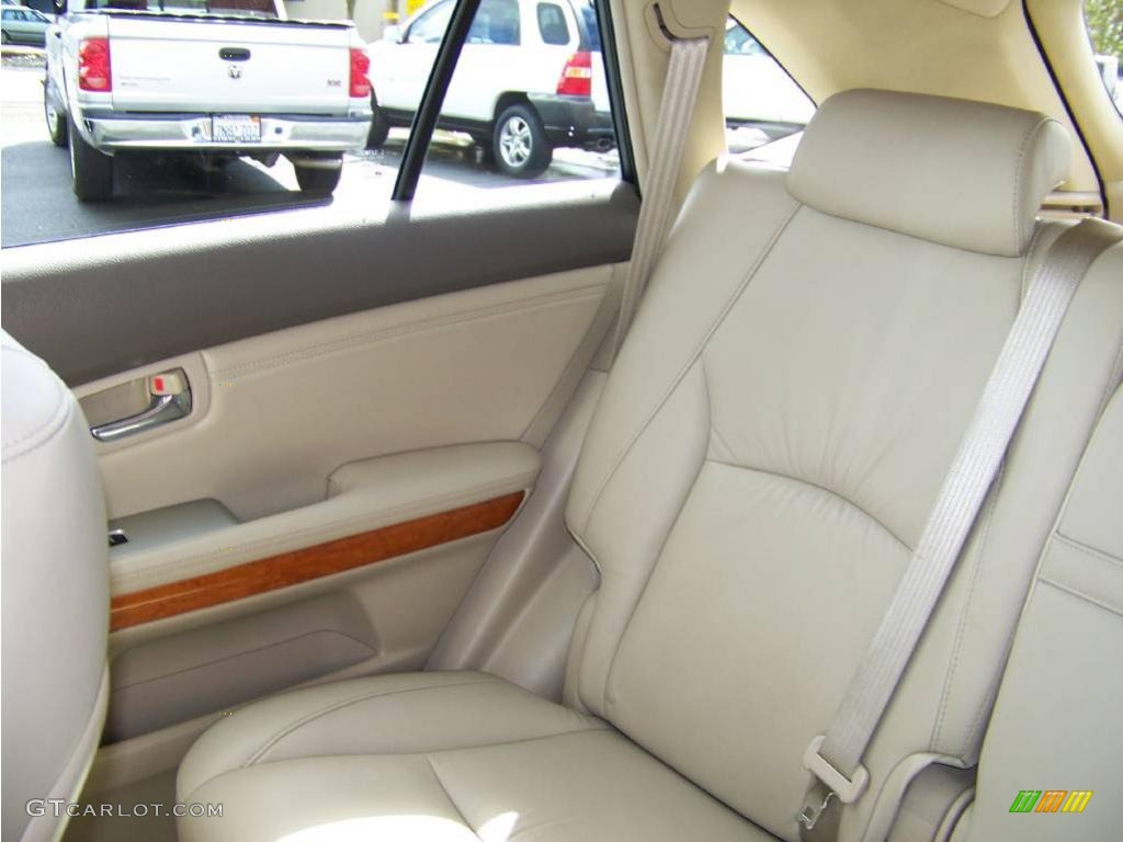 2005 RX 330 AWD - Bamboo Pearl / Ivory photo #27