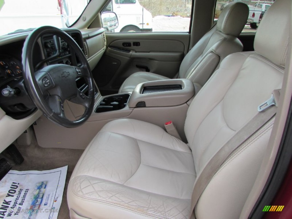 2004 Suburban 1500 Z71 4x4 - Sport Red Metallic / Tan/Neutral photo #39