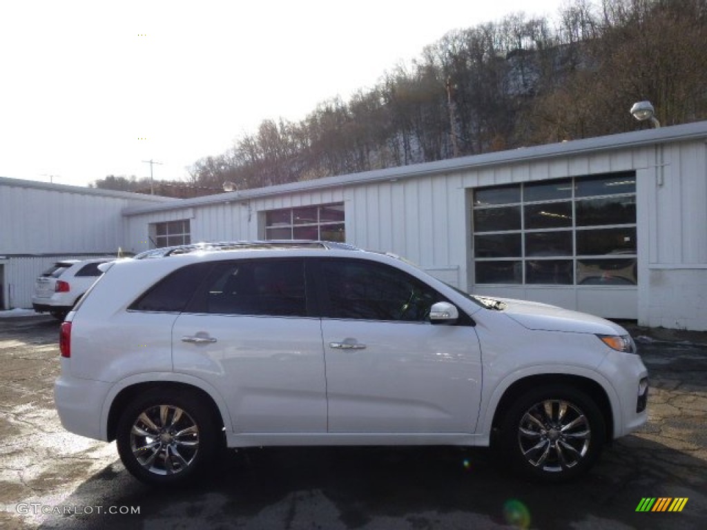 2011 Sorento SX V6 - Snow White Pearl / Black photo #1