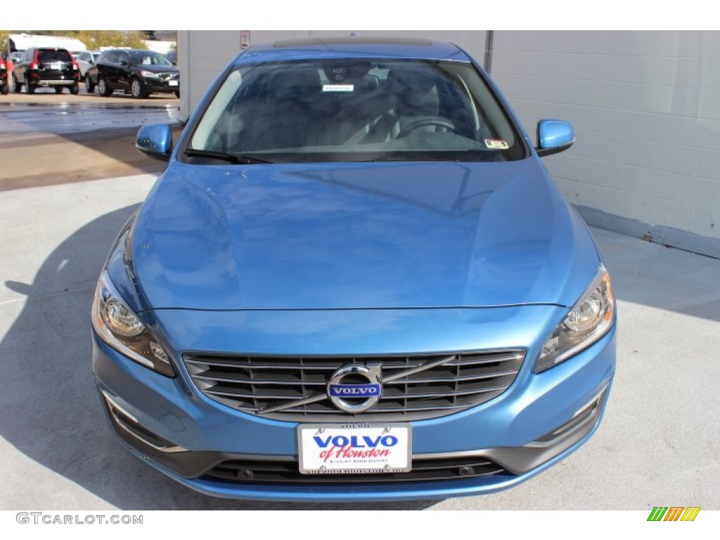 2014 S60 T5 - Power Blue Metallic / Off Black photo #2