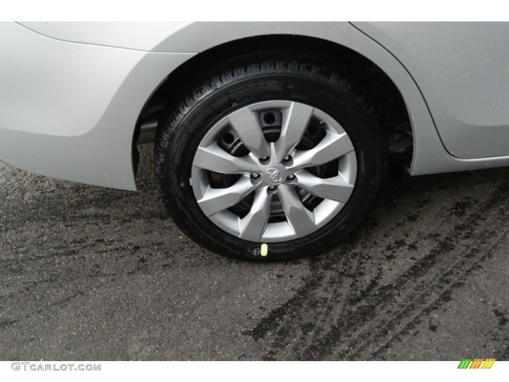 2014 Corolla LE - Classic Silver Metallic / Ash photo #9