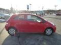 Absolutely Red - Yaris 3 Door Liftback Photo No. 6