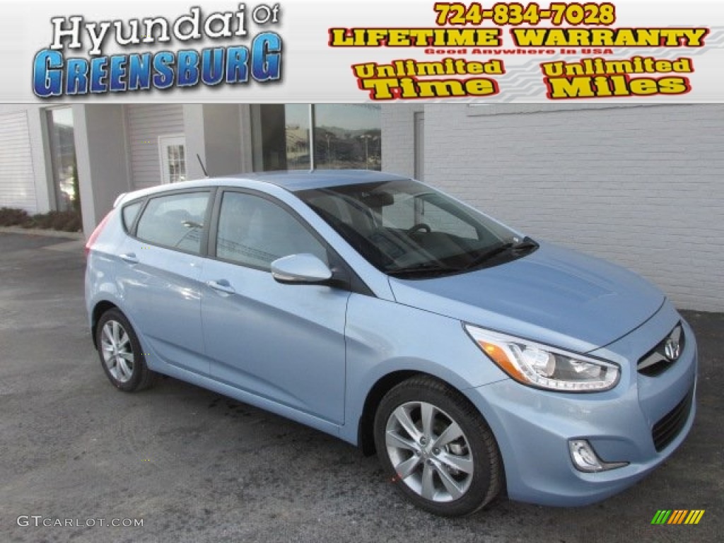 2014 Accent SE 5 Door - Clearwater Blue / Gray photo #1