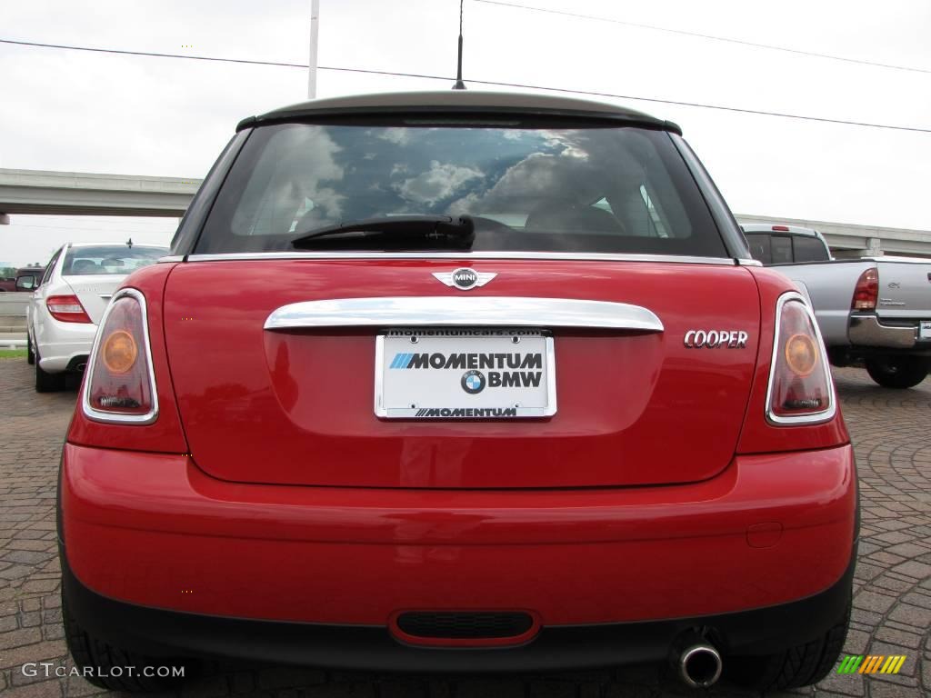 2008 Cooper Hardtop - Chili Red / Lounge Carbon Black photo #4