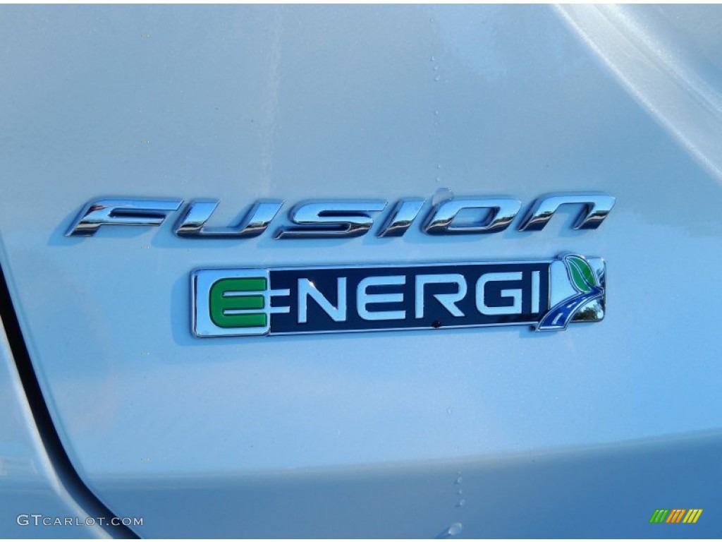 2014 Ford Fusion Energi Titanium Marks and Logos Photos
