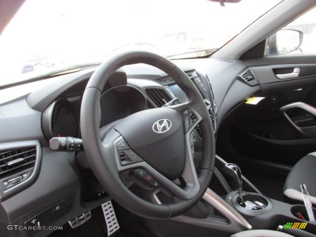 2014 Hyundai Veloster Turbo Black Dashboard Photo #89042340