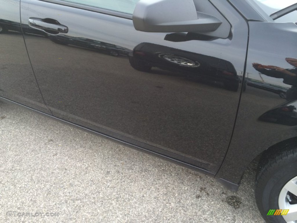 2013 Avenger SE - Black / Black photo #25