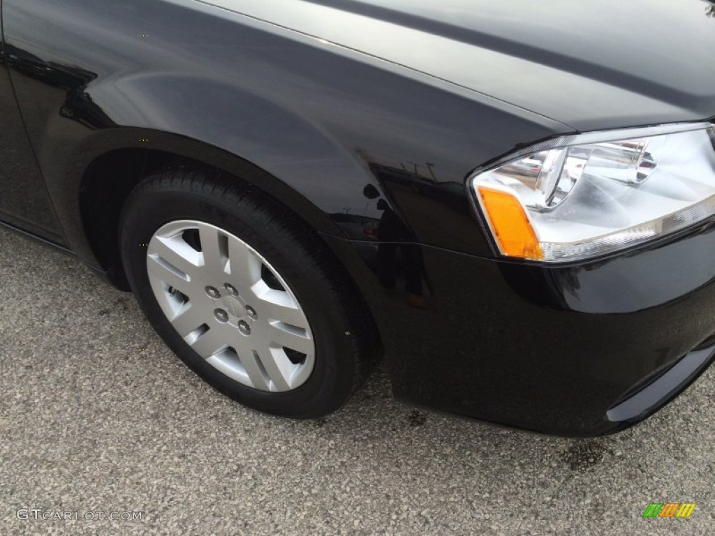 2013 Avenger SE - Black / Black photo #28