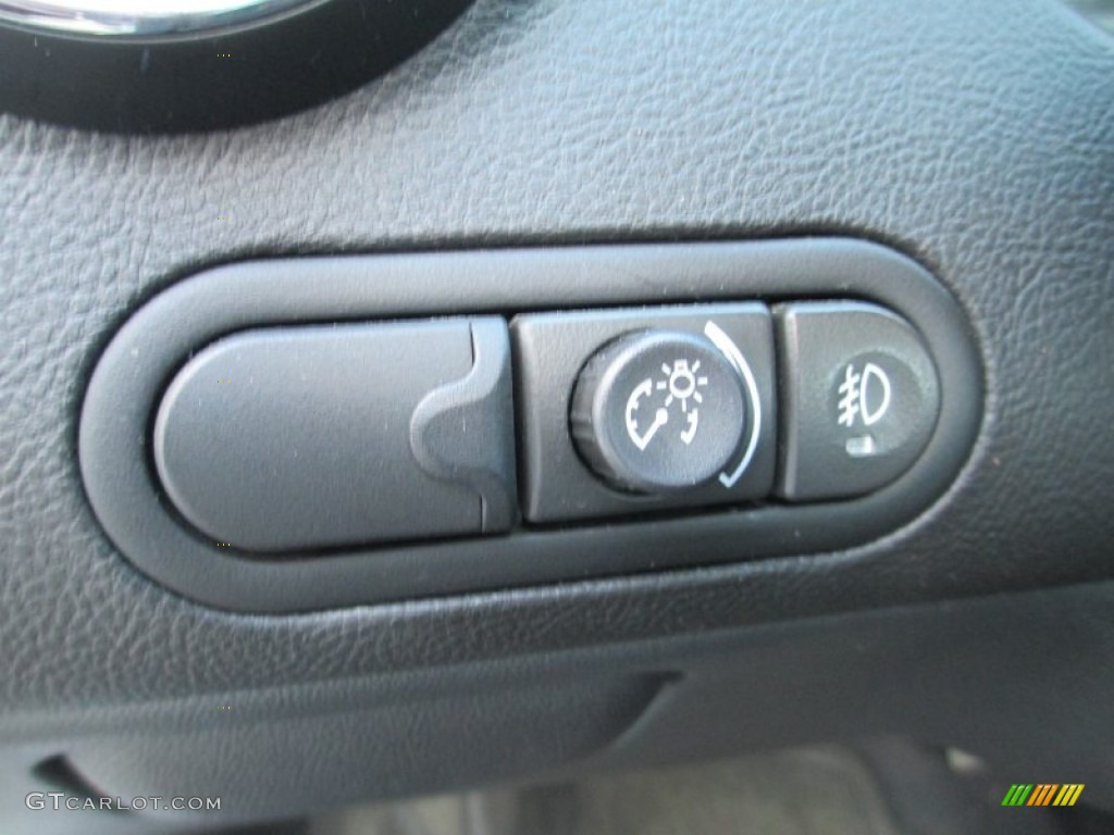 2008 G6 V6 Sedan - White Diamond Tri Coat / Ebony Black photo #14