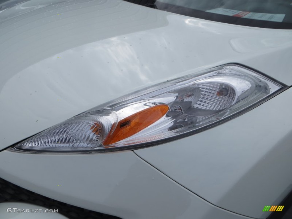 2012 Juke SV - White Pearl / Black/Silver Trim photo #54