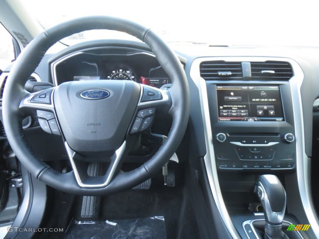 2014 Fusion SE EcoBoost - Sterling Gray / Charcoal Black photo #30