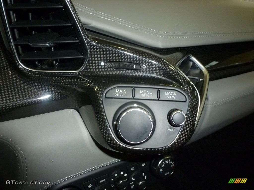 2014 Ferrari 458 Spider Controls Photo #89051356