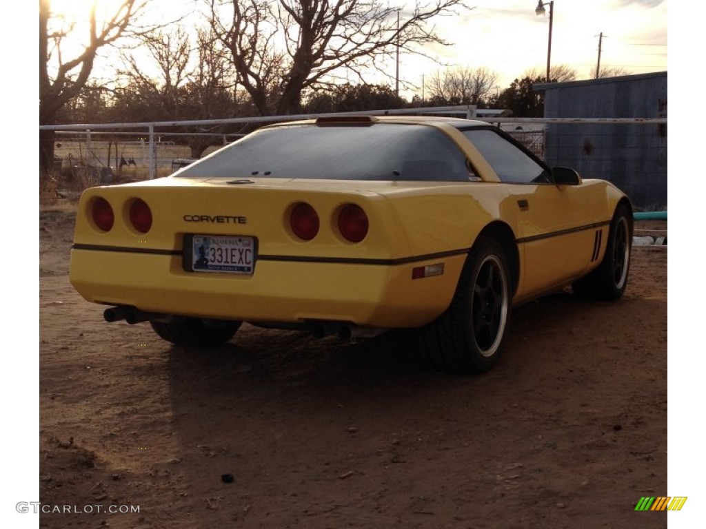 1988 Corvette Coupe - Yellow / Black photo #4