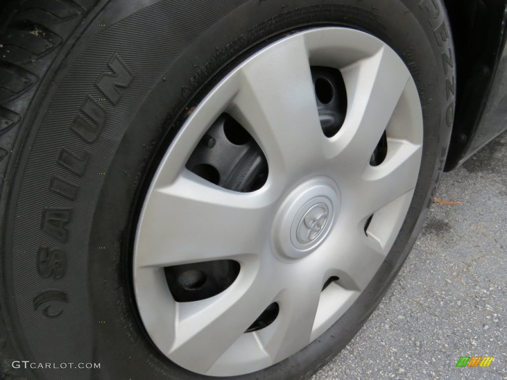 2004 Camry LE - Black / Stone photo #5