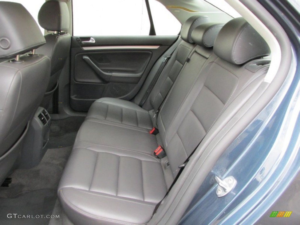 2006 Volkswagen Jetta 2.5 Sedan Rear Seat Photo #89054966