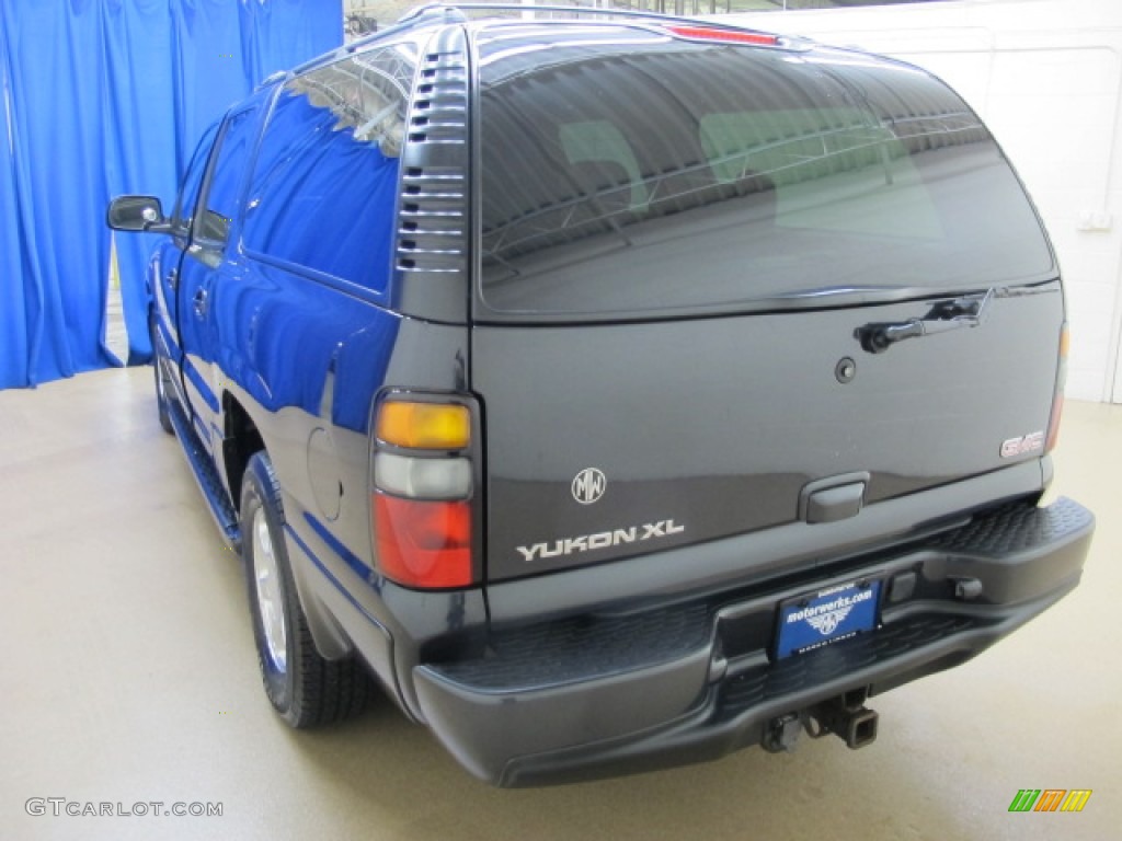 2004 Yukon XL Denali AWD - Carbon Metallic / Stone Gray photo #5