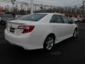 Super White - Camry SE Photo No. 4