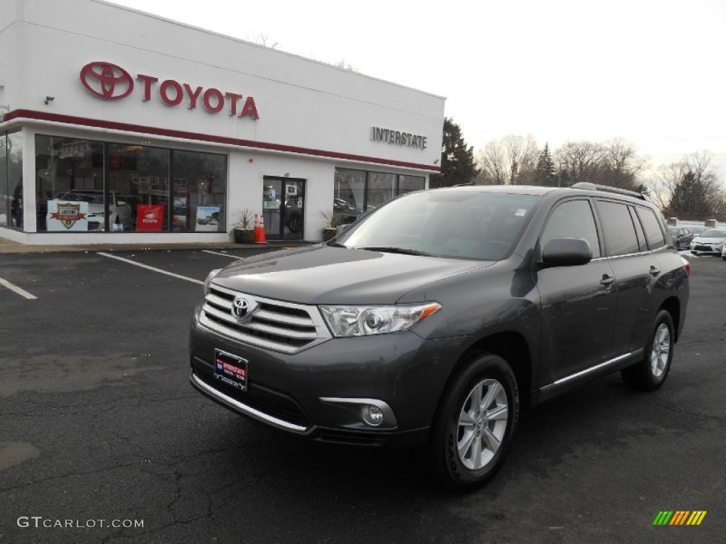 2012 Highlander V6 4WD - Magnetic Gray Metallic / Ash photo #1