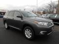 2012 Magnetic Gray Metallic Toyota Highlander V6 4WD  photo #3
