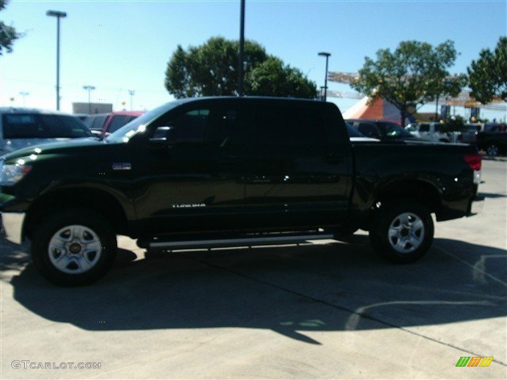 2011 Tundra CrewMax - Spruce Green Mica / Graphite Gray photo #3