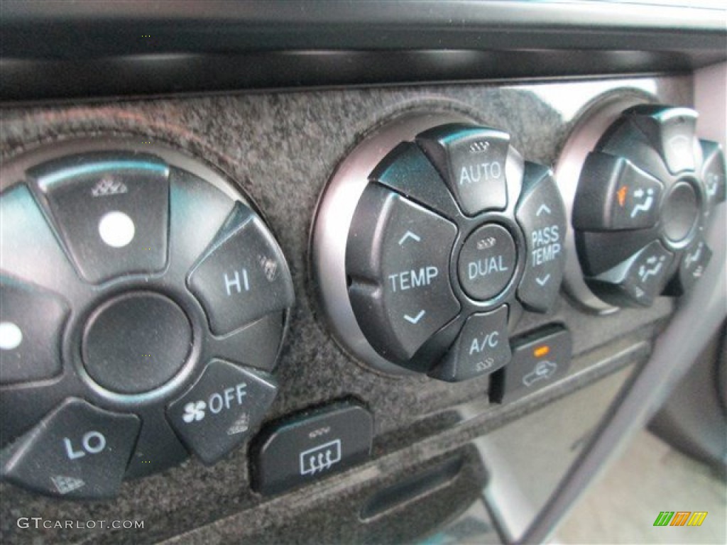 2004 4Runner Limited 4x4 - Stratosphere Mica / Stone photo #17