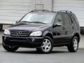 Front 3/4 View of 2003 ML 350 4Matic