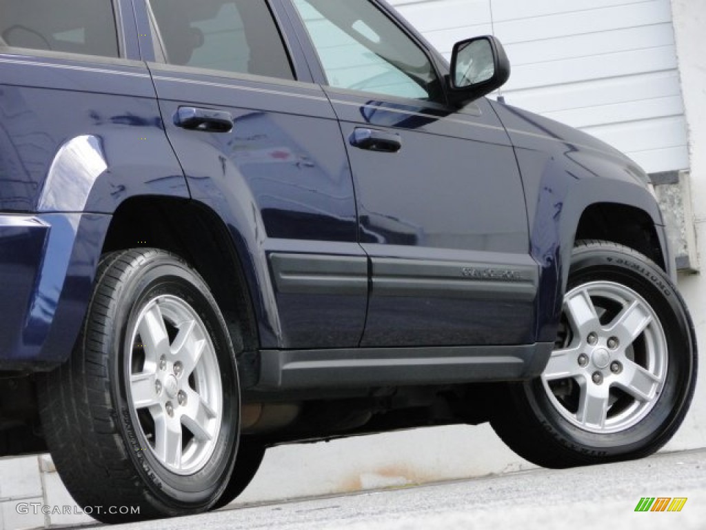 2006 Grand Cherokee Laredo - Midnight Blue Pearl / Medium Slate Gray photo #14