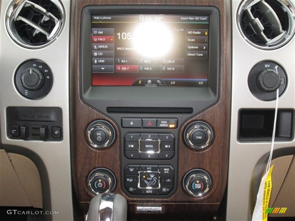 2014 Ford F150 Lariat SuperCrew 4x4 Controls Photo #89073665