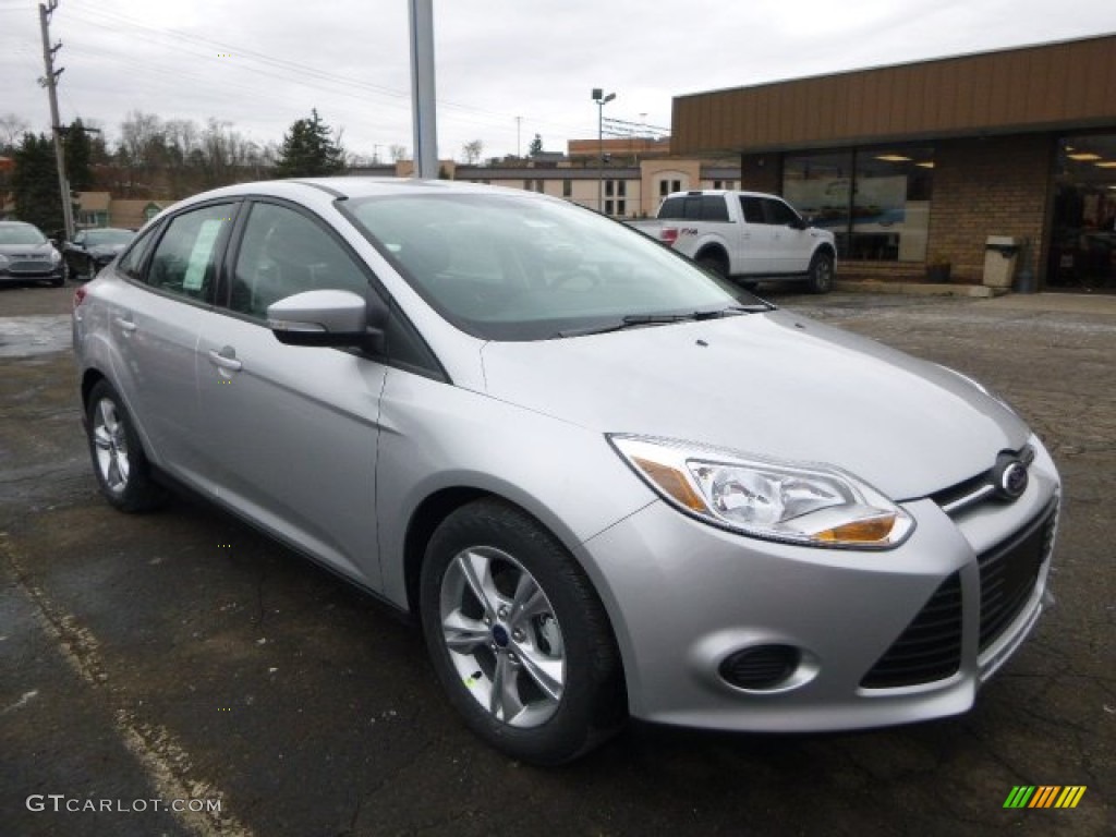 Ingot Silver 2014 Ford Focus SE Sedan Exterior Photo #89079914