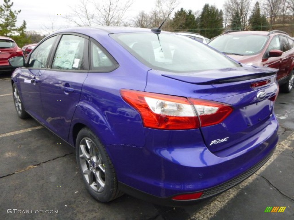 Performance Blue 2014 Ford Focus SE Sedan Exterior Photo #89080579