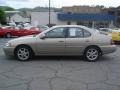 Sandrift Beige Metallic - Altima SE Photo No. 5